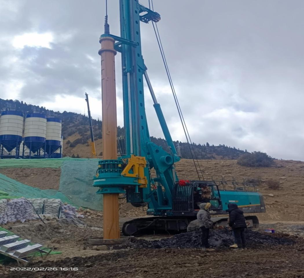 決戰(zhàn)“世界之巔”！山河智能旋挖鉆機實力助建川藏鐵路